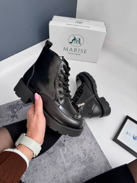 Женские трендовые лаковые зимние ботинки marise-676-26 фото