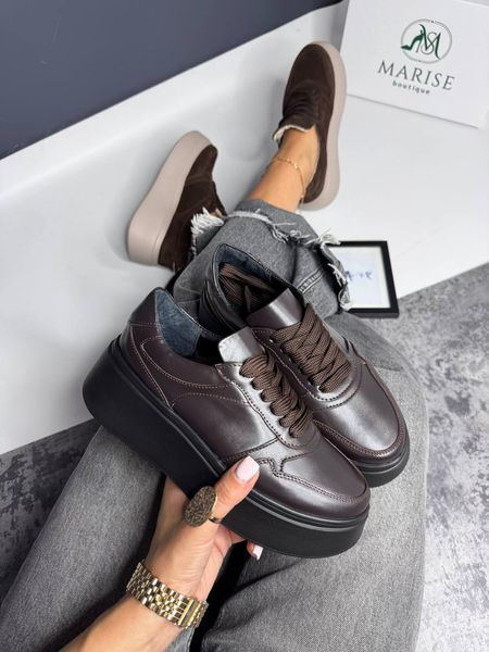 Женские шоколадные кожаные кеды на черной платформе Marise-640-26 фото